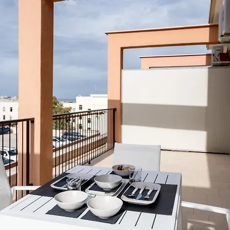 Skyline Mirjana - Cozy With Terrace 巴里