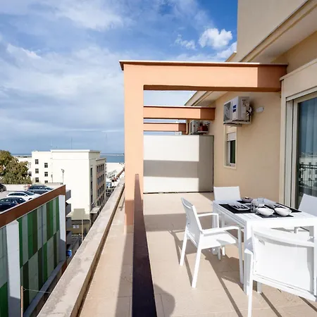 Skyline Mirjana - Cozy With Terrace * 巴里